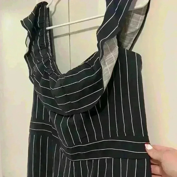 Madison Navy Striped Jumpsuit size L - Picture 2 of 10